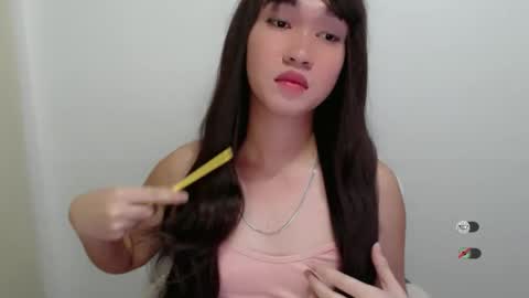 Snapshot of slutty_francine chatting on 10.30.25 FRANCINE online show from 10.30.25