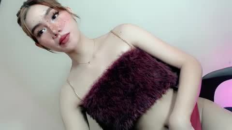 Snapshot of slutty_rose69 chatting on 05.04.26 slutty_rose69 online show from 05.04.26