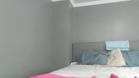 Snapshot of sluttyjess31 chatting on 02.26.26 Jessica online show from 02.26.26