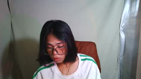 Snapshot of sluttypatotie chatting on 10.28.25 sluttypatotie online show from 10.28.25