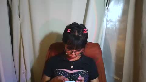 Snapshot of sluttypatotie chatting on 11.23.25 sluttypatotie online show from 11.23.25