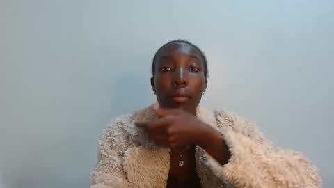 Snapshot of sly_rose chatting on 11.09.25 sly_rose online show from 11.09.25