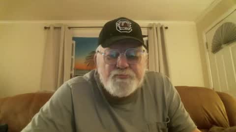 Snapshot of slydevi1 chatting on 10.25.25 Slydevil online show from 10.25.25