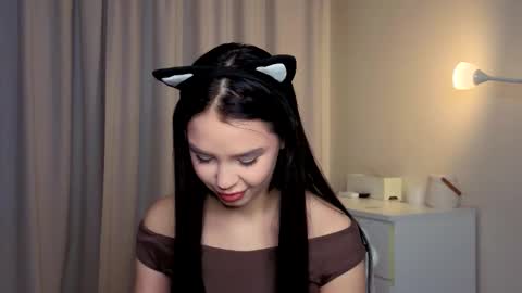 Lily online show from 01.17.26