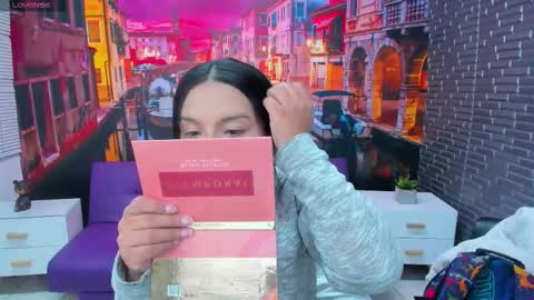 Snapshot of small__naughty chatting on 11.11.25 Mariana Torres online show from 11.11.25