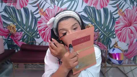 Snapshot of small__naughty chatting on 05.05.26 Mariana Torres online show from 05.05.26