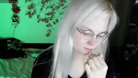 smallimpmeili online show from 11.07.25