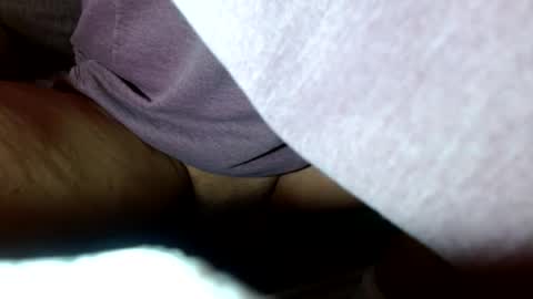 Snapshot of smallmalelass chatting on 10.08.25 smallmalelass online show from 10.08.25