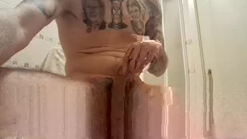 smallone8825 online show from 12.14.24