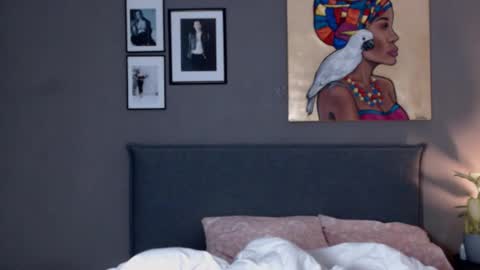 Snapshot of smalltittsbigsoul chatting on 12.02.25 Anna no bbbbybybbabebyy just Anna. And dont call me mom please. online show from 12.02.25