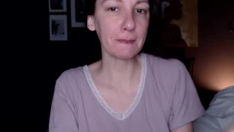 Snapshot of smalltittsbigsoul chatting on 12.15.25 Anna no bbbbybybbabebyy just Anna. And dont call me mom please. online show from 12.15.25