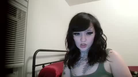 Snapshot of smallvampy chatting on 06.03.26 Vampy online show from 06.03.26