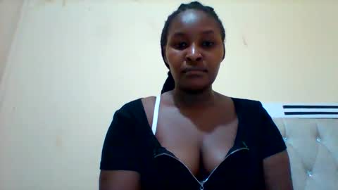 Snapshot of smartqueen1 chatting on 09.15.25 Katerina online show from 09.15.25