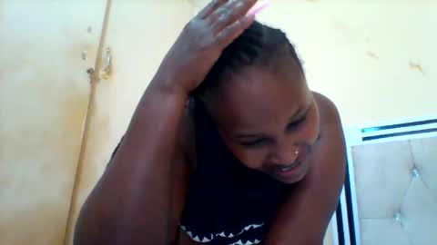 Snapshot of smartqueen1 chatting on 11.16.25 Katerina online show from 11.16.25