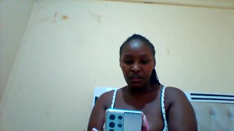 Snapshot of smartqueen1 chatting on 11.18.25 Katerina online show from 11.18.25