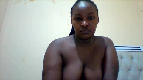 Snapshot of smartqueen1 chatting on 11.29.25 Katerina online show from 11.29.25