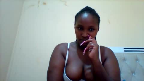 Snapshot of smartqueen1 chatting on 12.02.25 Katerina online show from 12.02.25