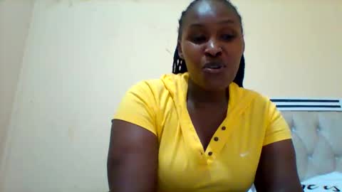 Snapshot of smartqueen1 chatting on 12.15.25 Katerina online show from 12.15.25