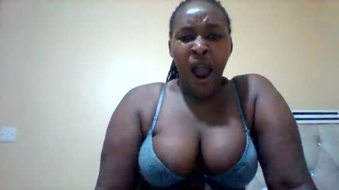 Snapshot of smartqueen1 chatting on 03.22.26 Katerina online show from 03.22.26