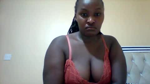 Snapshot of smartqueen1 chatting on 04.19.26 Katerina online show from 04.19.26