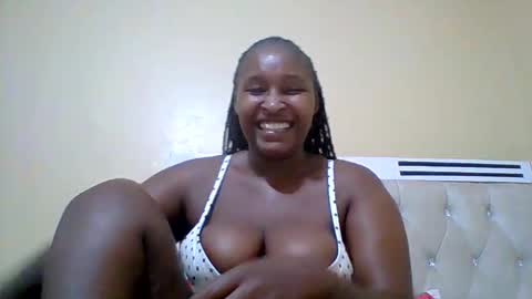 Snapshot of smartqueen1 chatting on 05.28.26 Katerina online show from 05.28.26