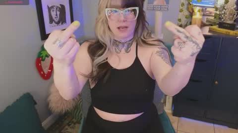 Snapshot of smashberry chatting on 02.27.26 bb online show from 02.27.26