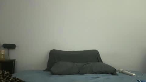 Snapshot of smexxii93 chatting on 10.31.25 smexxii93 online show from 10.31.25