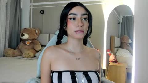 Snapshot of smiledivinity chatting on 03.01.26 smiledivinity online show from 03.01.26