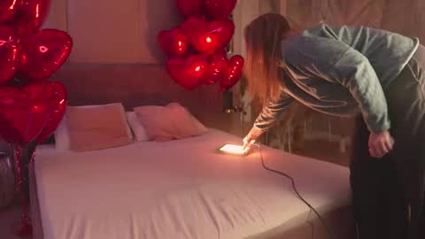 Mia online show from 02.20.26