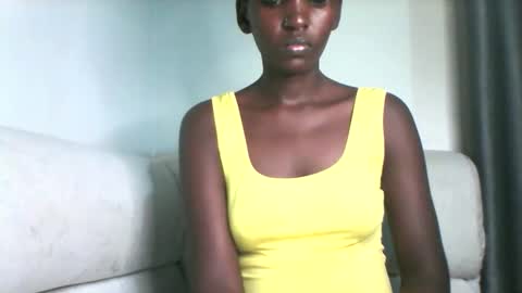 Snapshot of smileykesh chatting on 09.09.25 smileykesh online show from 09.09.25