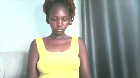 Snapshot of smileykesh chatting on 09.10.25 smileykesh online show from 09.10.25