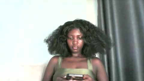 Snapshot of smileykesh chatting on 09.19.25 smileykesh online show from 09.19.25