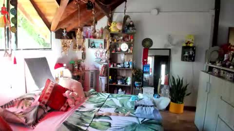 SmilingSalor online show from 12.21.25