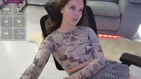 Snapshot of smilym chatting on 11.07.25 smilym online show from 11.07.25