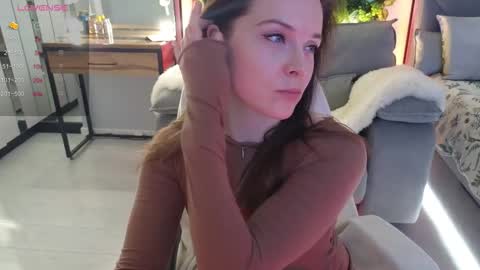 Snapshot of smilym chatting on 11.10.25 smilym online show from 11.10.25