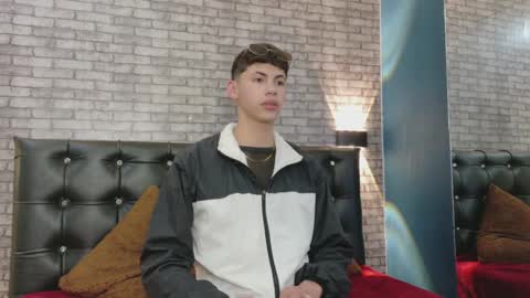 Snapshot of smith_luxe chatting on 03.26.26 Smith online show from 03.26.26