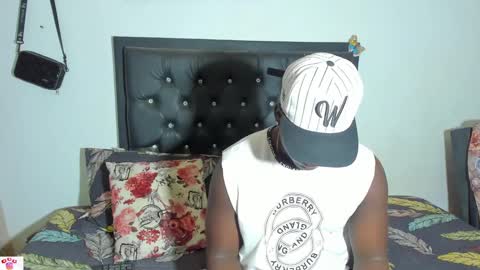 Snapshot of smith_oliver chatting on 01.17.25 Smith online show from 01.17.25