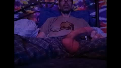 Snapshot of smkforme chatting on 09.24.25 smoke-4-me online show from 09.24.25