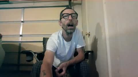 Snapshot of smkforme chatting on 09.25.25 smoke-4-me online show from 09.25.25