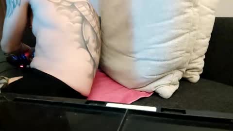 Smokeandwatching online show from 12.19.24