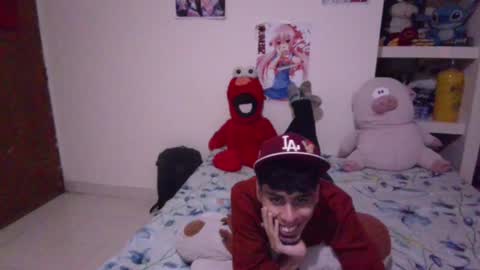 Snapshot of smoker00teddybear chatting on 01.11.25 teddy online show from 01.11.25