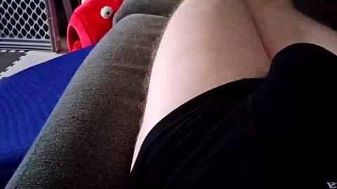 Snapshot of smokynight chatting on 10.13.25 smokynight online show from 10.13.25