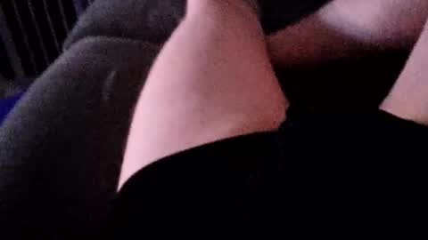 Snapshot of smokynight chatting on 10.29.25 smokynight online show from 10.29.25