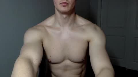 Snapshot of smoothflexiblemuscle chatting on 02.19.25 SmoothFlexibleMuscle online show from 02.19.25