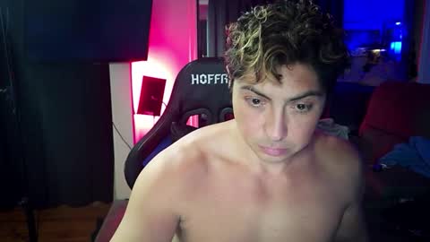 Snapshot of smoothjocknubie chatting on 10.18.25 Myke Jackin online show from 10.18.25