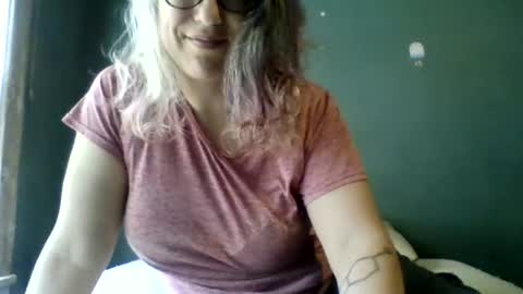 snack05 online show from 06.25.26