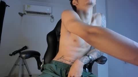 snakebutterfly online show from 09.19.25