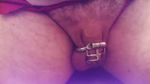 Snapshot of snakepit31 chatting on 10.31.25 Sissy Boy online show from 10.31.25