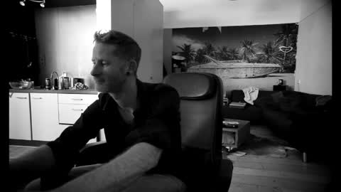 Snapshot of sneaky1985 chatting on 03.22.26 sneaky1985 online show from 03.22.26