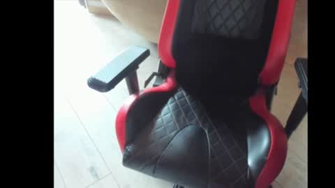 snip1977 online show from 09.16.25